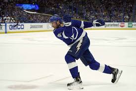 Bolts unleash eight goals vs. Zygmusj1z7qn2m
