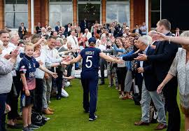 As the leader of the team, a captain has to take care of how to maintain balance in the team, be it in terms of focus or temperament. What It S Like To Captain The England Women S Cricket Team Train For Her