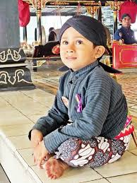 Our selection of boys' halloween costumes is second to none. Too Cute Indonesian Boy In Traditional Yogyakarta Dress Bali Floating Leaf Eco Retreat Http Balifloatingleaf Com Anak Budaya Wajah