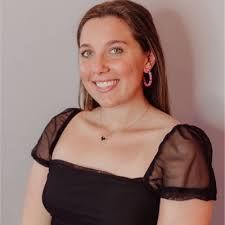 Since I have officially graduated, it's time time to share that back in  August I accepted a job at Target HQ in Minneapolis.