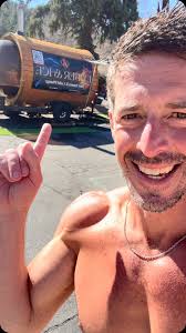 #BreakingNormal in #Boulder in a 200° bubble to 30 something degree creek  with @ember_n_ice @trentpoulsen & @forrestwilkinson