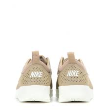 Ladies, head over to your local nike retailer or the good will out and purchase a pair today. ÙˆØµÙ Ø¨Ù†Ø³ Ø§Ù„Ø¸Ù„ Nike Air Max Thea Premium Camel Findlocal Drivewayrepair Com