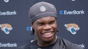 Fans split over Travis Hunter viral clip as Jaguars teammate appears to  scold rookie for dancing at practice