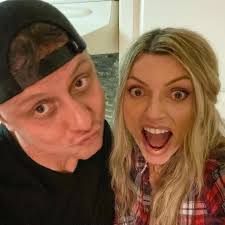 Crystal Parsons (@iamcrystalparsons) • Instagram photos and videos