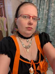 Our favorite Boston-themed Halloween costumes over the years 🎃 Happy  Halloweekend 👻 -- Photo credits in order: 1) redditor 'schricker'  redd.it/5a3kuq 2) @broosten 3) @yiseowl 4) redditor 'dawnofthethread'  bit.ly/--MBTA 5) @toucherandrichofficial 6)