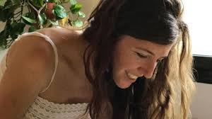 Marta León, nutricionista: "El marketing exagera beneficios y simplifica el  mensaje. No hay que caer en el pensamiento de que un bote de colágeno va a  quitarnos 20 años de encima"