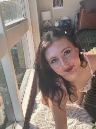 Wonder what Im about to do… : rHappyEmbarrassedGirls