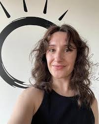 Lavonne Wise's Instagram, Twitter & Facebook