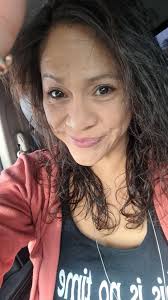 Here in The Barmuda Triangle at Brown Derby Pub come in and see us!! Nell  Green will be here tonight for us with all her wonderfully beautiful  Sass!!! Friday's Specials $2 Domestic