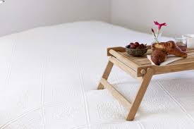 Jemandem eine sache schmackhaft machen wollen, verlockend anbieten, so angenehm wie möglich darstellen.{{ppd}. Bett Tablett Fruhstuckstablett Aus Teak Ebay