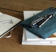 Op zoek naar een canvas etui voor een notitieboek : r/notebooks