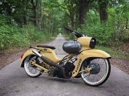 Fahrrad Umbau In 2020 Custom Moped Rat Bike Motorcycle Bike
