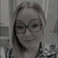 10+ "Elisa Larson" profiles