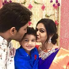 Sneha Reddy At Srija Wedding Chiranjeevi Daughter Wedding Allu Arjun At Srija Marriage Sneha Reddy Diamond Necklace Set Celebrity Kids