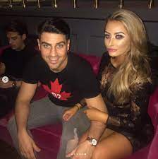 Love island original hannah has had a complete life makeover. Love Island S Chloe Crowhurst Is Unrecognisable As A Fresh Faced Schoolgirl Before Celebrity Make Over