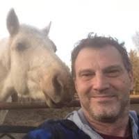 Laura Hilderman's Instagram, Twitter & Facebook