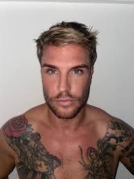 Before summer and after summer hahaha funny pisstaking comments welcome 😽😽