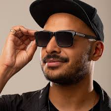 Óculos de Sol Carlinhos Maia OC.CL.4937.0202