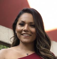 Expertos y Expertas Emergentes en Español