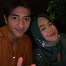 Namun kabar kedekatan itu dibantah, harris mengaku hanya. Sudah Takdir Harcis Wattpad