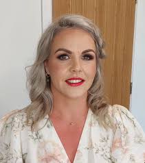 ♡ Helena ♡ #maireadsbeautyroom #Maireadfallonbeautyandholistic  #beautytherapist #salon #beautysalon #skincare #killenaule #tipperarysalon  #Ireland #makeupartist #weddingsireland #makeupartist #redlip #macrubywoo  #charlottetilbury #macstudiofix