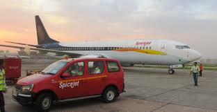 Book jet airways flight tickets online at lowest fares. Spicejet Gets Down To Business On Former Jet Airways 737ng Twinjets Runway Girlrunway Girl