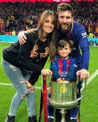 Antonella roccuzzo's date of birth is february 26, 1988. Lionel Messi S Wife Antonella Roccuzzo Bio Wiki Net Worth Kids Job