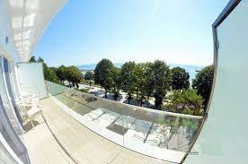 Maybe you would like to learn more about one of these? Hotel Mera Brise Mangalia Romania Oferta Litoral 2021 Ofertele Early Booking Si Inscrieri Timpurii Litoral Romania 2021 Plaja Ro