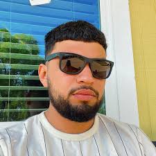 Cristian Almendarez (@cristian.almendarez.94) • Facebook