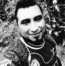 SERVICIO SOCIAL "SE BUSCA" Jackelin Vanessa Velásquez Desapareció de Cantón  El Milagro San Pablo, San Marcos. Edad 17 años Mide: 1.40 mts Cualquier  información llamar a familiares al teléfono: 468490000