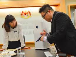 International secretary of dap, secretary of wanita. Xiaomi Malaysia Donated 100 Units Of Mi Air Purifier 2s To The Moe