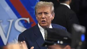 Présidentielle américaine 2024: face à Kamala Harris, Donald Trump joue sur  le ressentiment d'une masculinité blessée | RTL Info