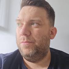 Hi, I'm fairly new to the game (vanilla)...