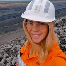 newbeginnings #geotechnicalengineering #mining #bhp #womeninmining  #cavalridge #saraji