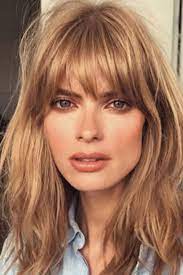 Balayagehairwithfringe Fringe Grown Wear How Out To Ahow To Wear A Grown Out Fringe How To Wear A G Bob Hairstyles Stacked Bob Hairstyles Hair Styles