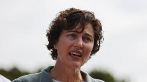 Teal MP Kate Chaney says sheep lobby group's ultimatum approach  'inappropriate' and a 'storm in a teacup'