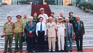 Muốn tìm rất đơn giản, giả sử bạn cần phân tích số n thành tích các thừa số nguyên tố. Anh Hung Llvtnd Viá»‡t Nam Kostas Sarantidis Nguyá»…n VÄƒn Láº­p Bao Nhan Dan