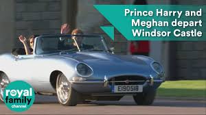 Celebrity host kate thornton will lead yahoo's live show of the royal wedding. Prince Harry And Meghan Markle Depart Windsor Castle In Classic Open Top Sports Car Youtube
