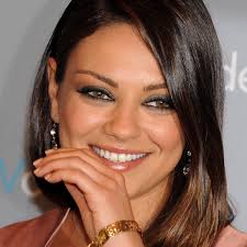 The fact that i didn't let him go into space was so selfish of me, but i was a new mom and i was like, 'you can't leave me and the babies.'. Mila Kunis Verspottet Huhnerdiebstahl Klage In Video Stars
