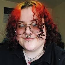 Fern Steele's Instagram, Twitter & Facebook