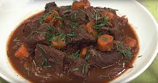 Recette Bœuf Bourguignon Traditionnel En Video Recette Recette Boeuf Bourguignon Boeuf Bourguignon Traditionnel Bœuf Bourguignon