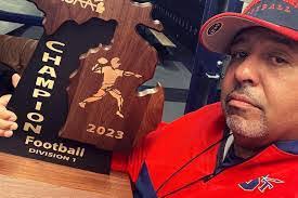 Douglas Pehlke's Instagram, Twitter & Facebook