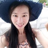 Alisa Le's Instagram, Twitter & Facebook