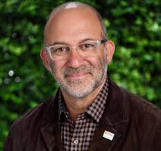 Directors & Executive Officers