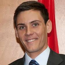 Patrick Schilling's Instagram, Twitter & Facebook