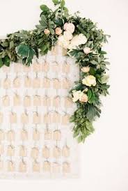 Ya sea para tener un detalle inesperado o para sorprender a quien más quieres en una ocasión especial, esta selección de regalos a domicilio hará que hacer felices a los tuyos será una tarea sencilla. Las Mejores 14 Ideas De Guirnaldas De Flores Para Matrimonios Guirnaldas De Flores Decoracion Matrimonio Guirnaldas