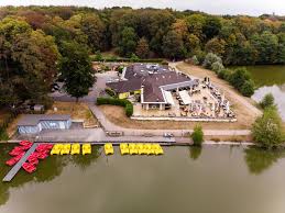 You can also enjoy breakfast. Bootsverleih Und Haus Am See Am Decksteiner Weiher In Koln Creative Commons Bilder