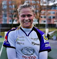 Goeßling, die seit 2011 in wolfsburg ist und. Djurgarden Wartet Sehnsuchtig Auf Landstrom Frauenfussball Schweden