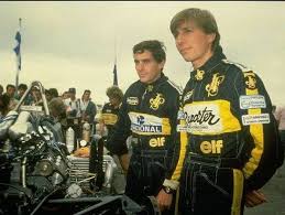 Former grand prix driver and 1988 le mans 24 hours winner johnny dumfries has died at the age dumfries first made his name in ff1600 driving a ray, having raised funds working as a painter and. Ayrton Senna Y Johnny Dumfries Ayrton Senna Ayrton Senna