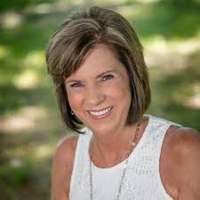 Susan Morice's Instagram, Twitter & Facebook